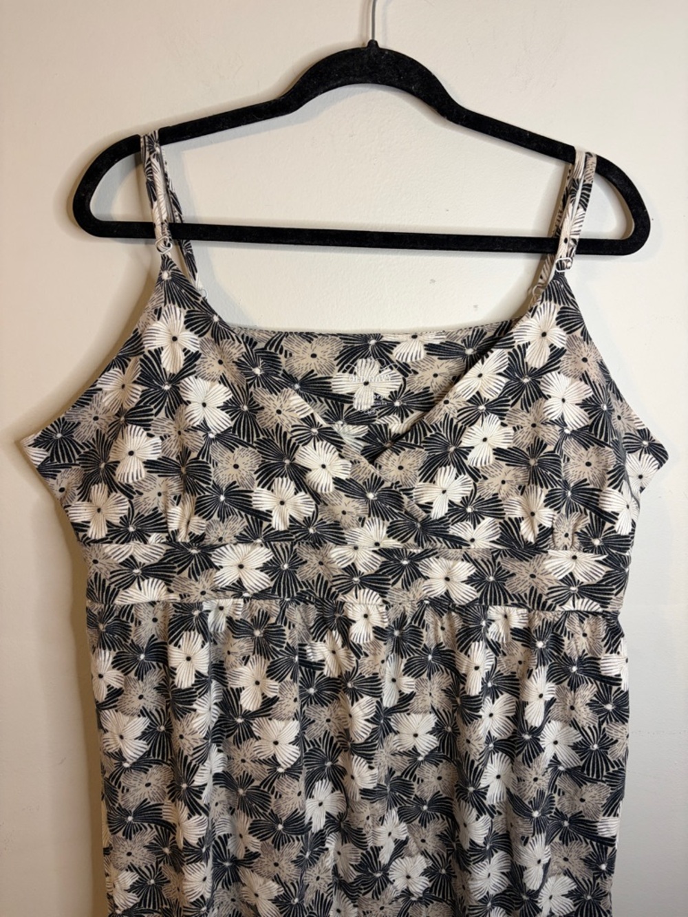 Old Navy Black White Gray Floral  Tank Dress Size XXL EUC #286 - Picture 4 of 8